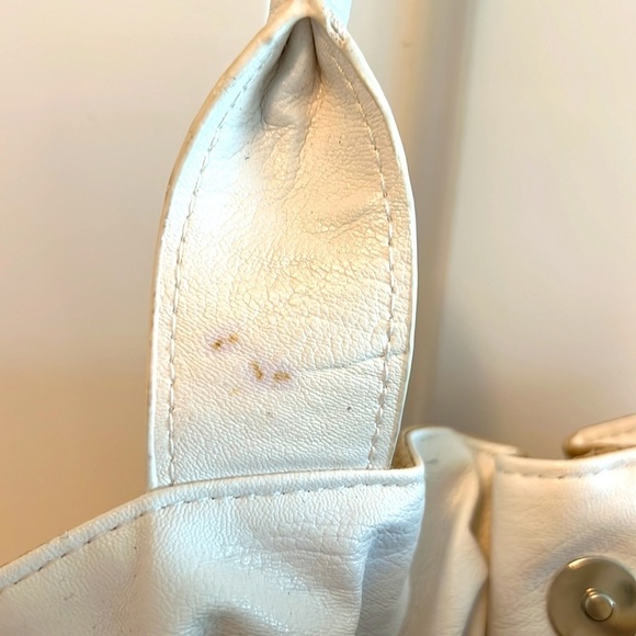 Bueno Hobo Straw Shoulder Bag - Picture 12 of 14